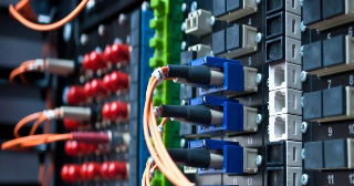 Профессиональный монтаж слаботочных сетей и систем от 1562 руб. в Большом Камне - ЭлектроБль